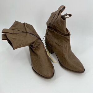 Charles Albert Tan Heeled Boots size 11